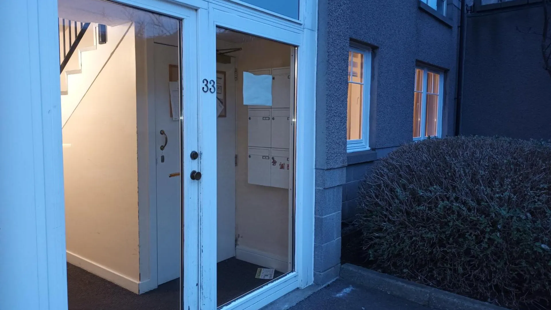 Spacious Elegant 2-Br Apartment In Aberdeen City Centre